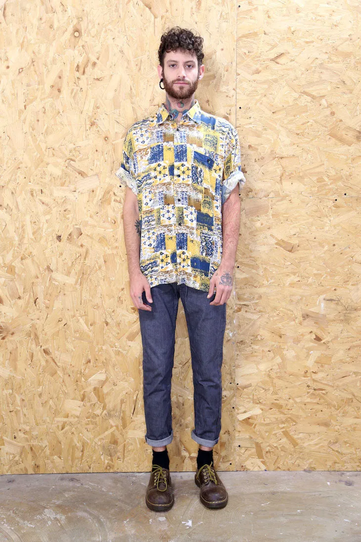 90s Short Sleeved Shirt in Yellow and Blue Pattern