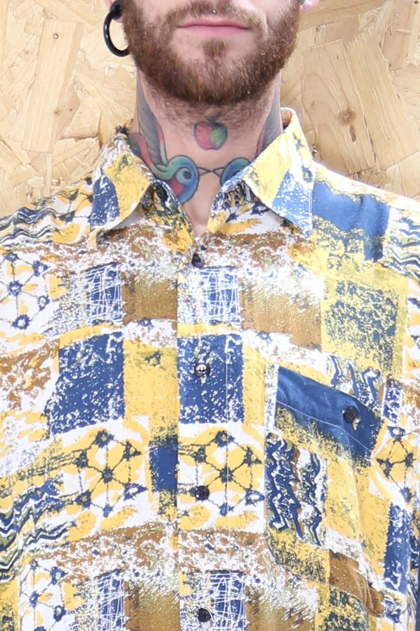 90s Short Sleeved Shirt in Yellow and Blue Pattern