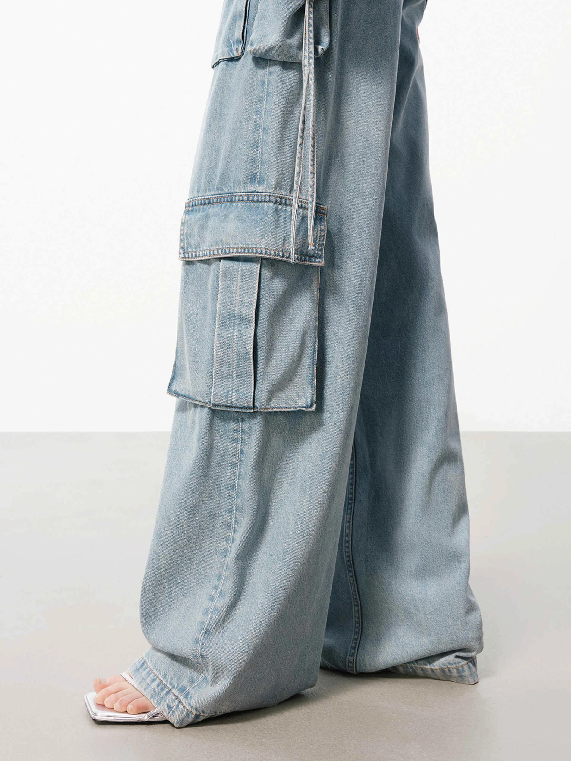 Cargo Style Straight Jeans