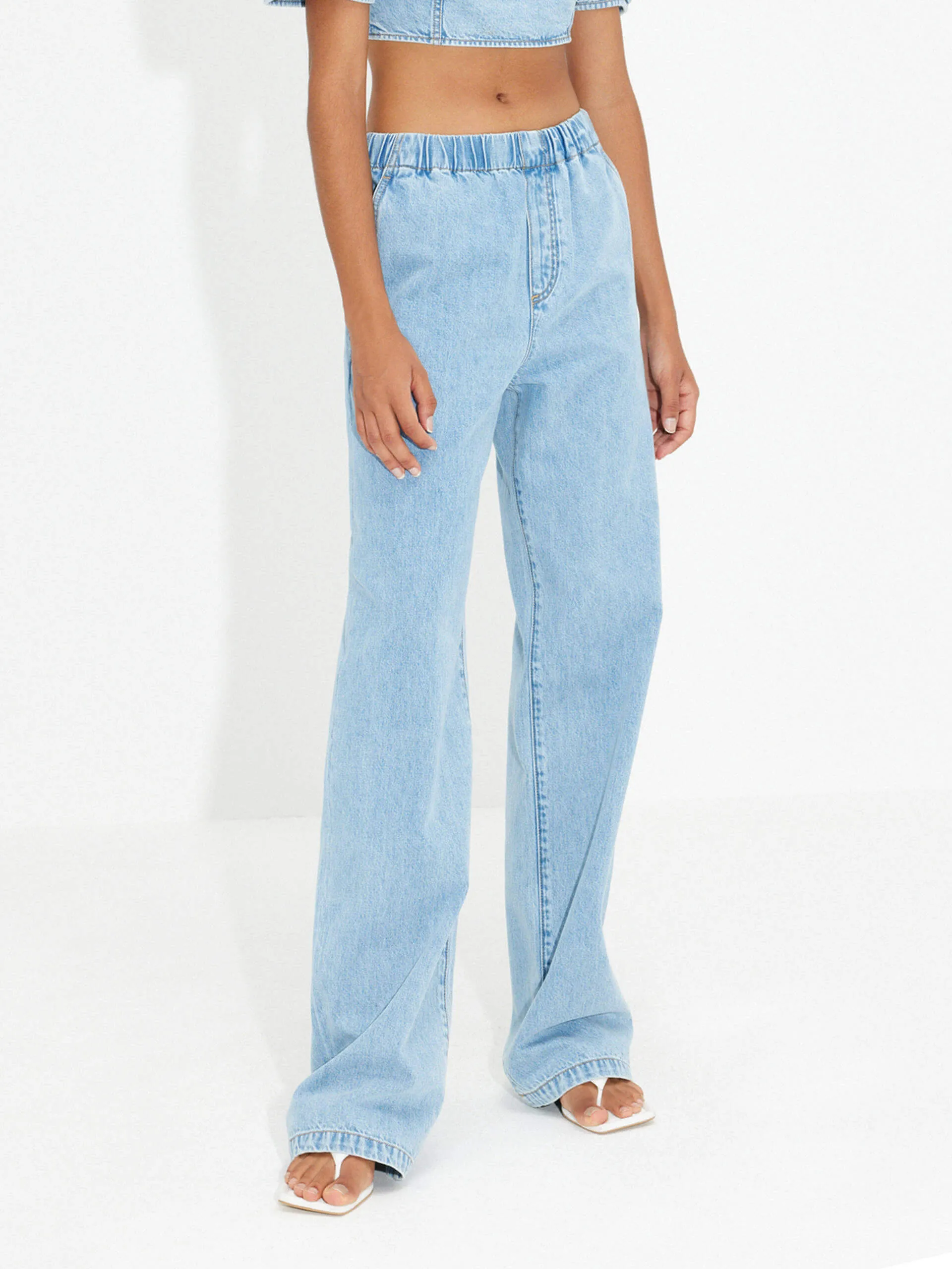 Elasticated Waist Straight Jeans