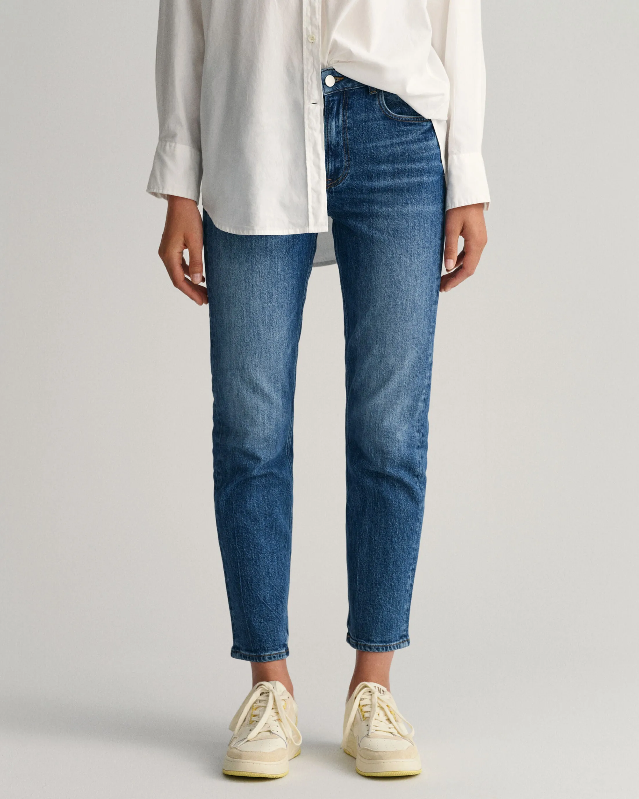 GANT High-Waisted Straight Cropped Jeans 0181