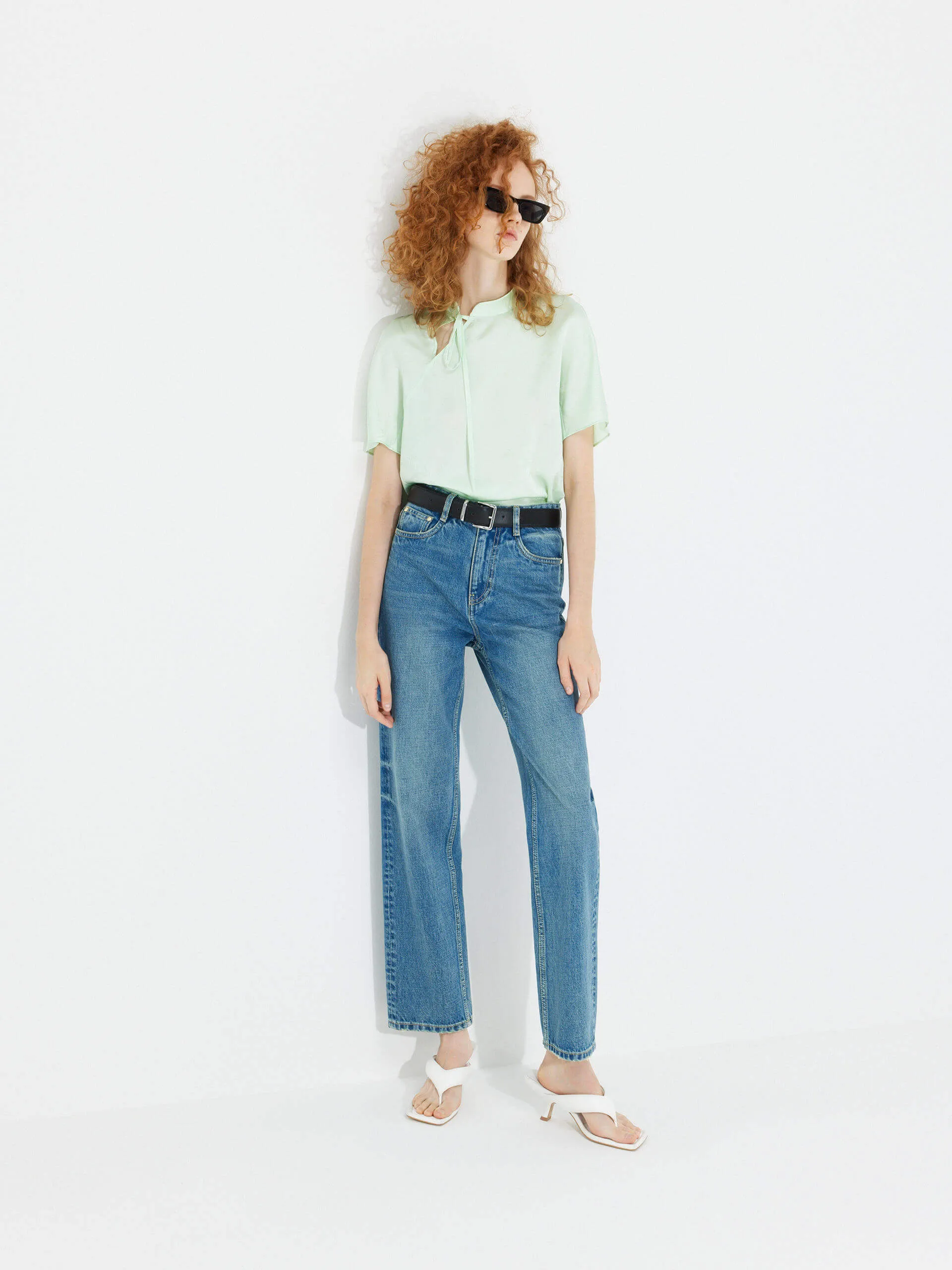 Mid Waist Straight Jeans