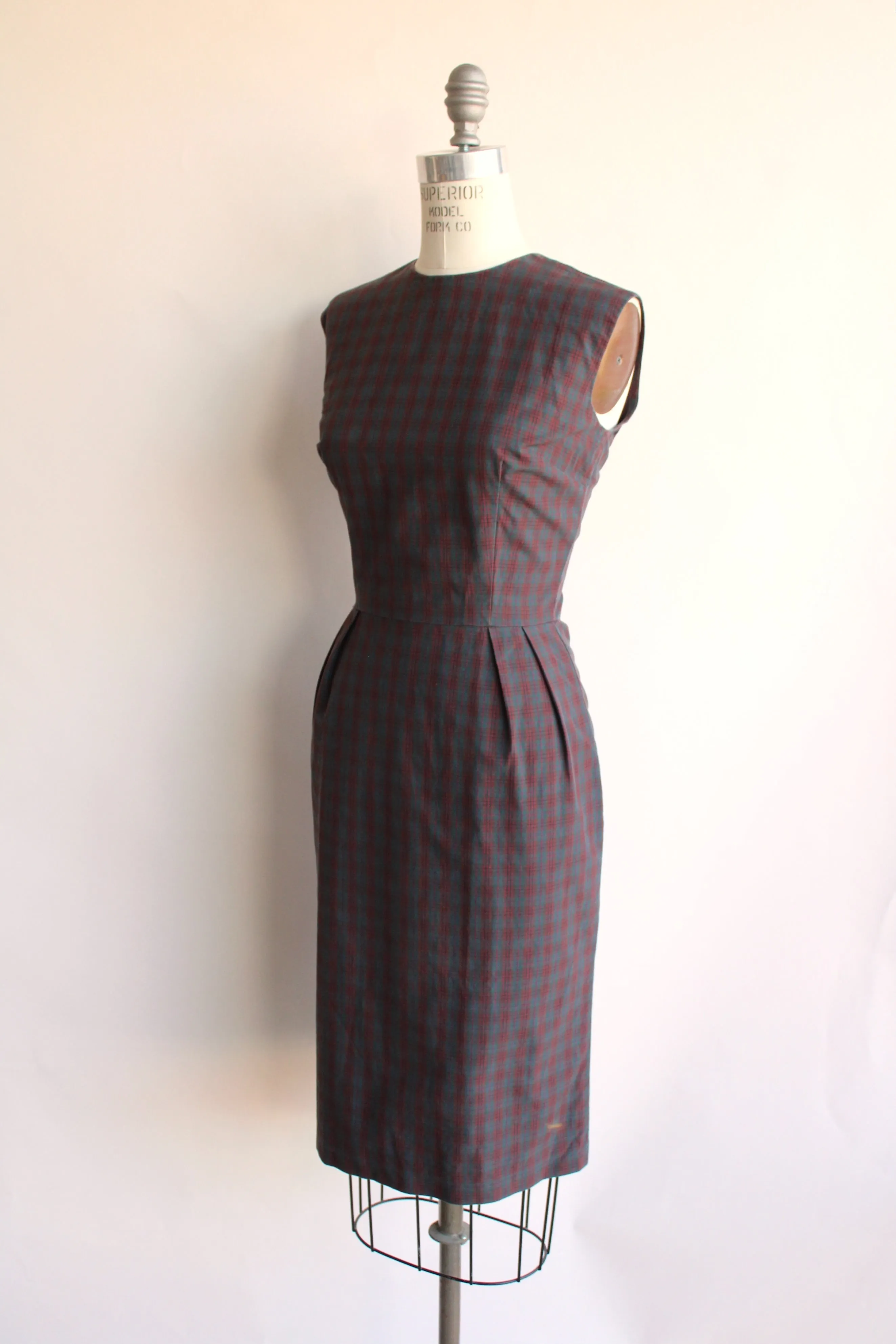 Vintage 1950s Wiggle Dress Plaid Tartan