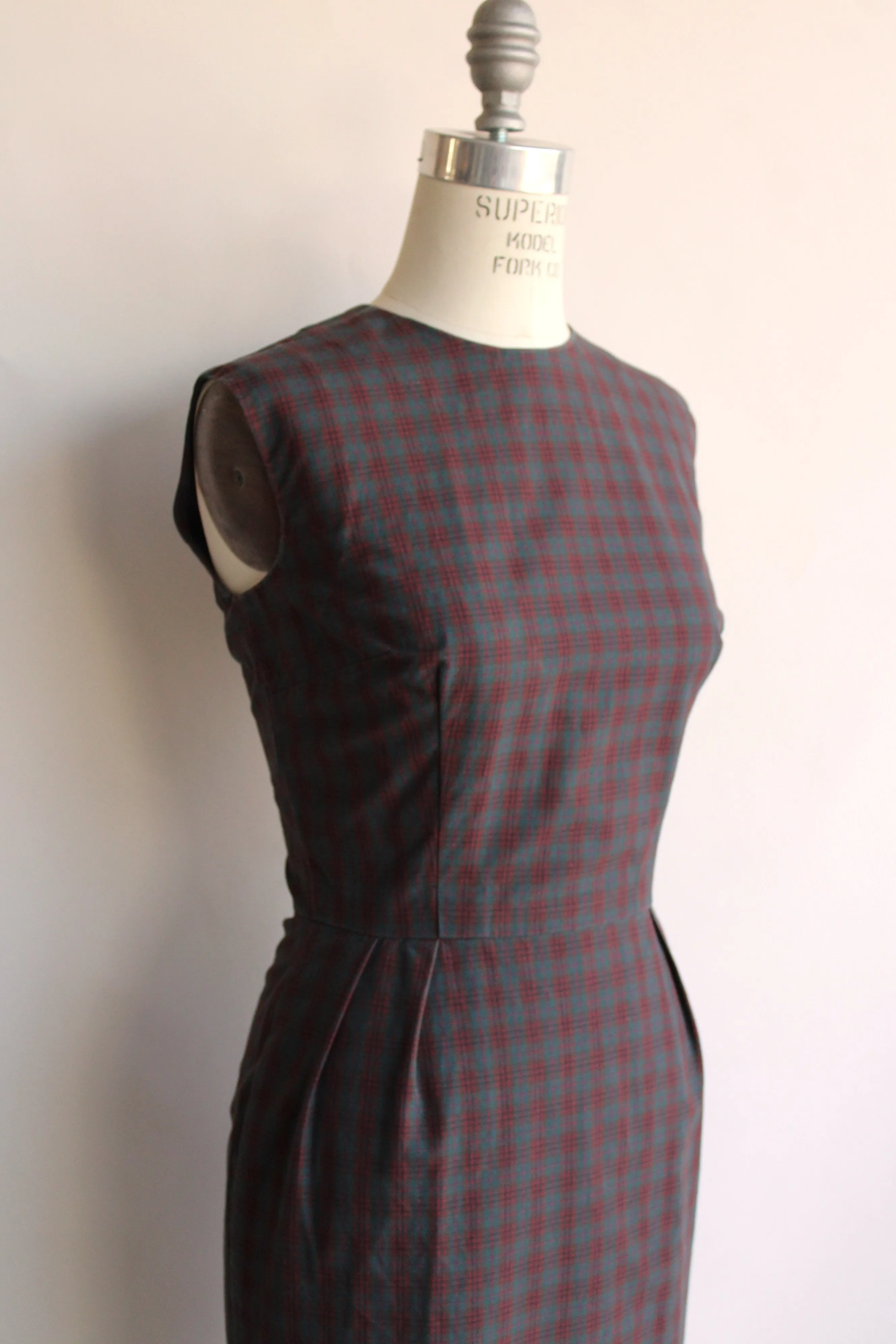 Vintage 1950s Wiggle Dress Plaid Tartan